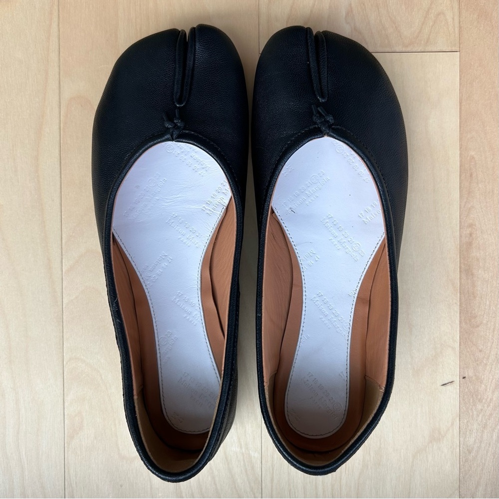 MARGIELA TABI BALLERINA FLATS IN BLACK